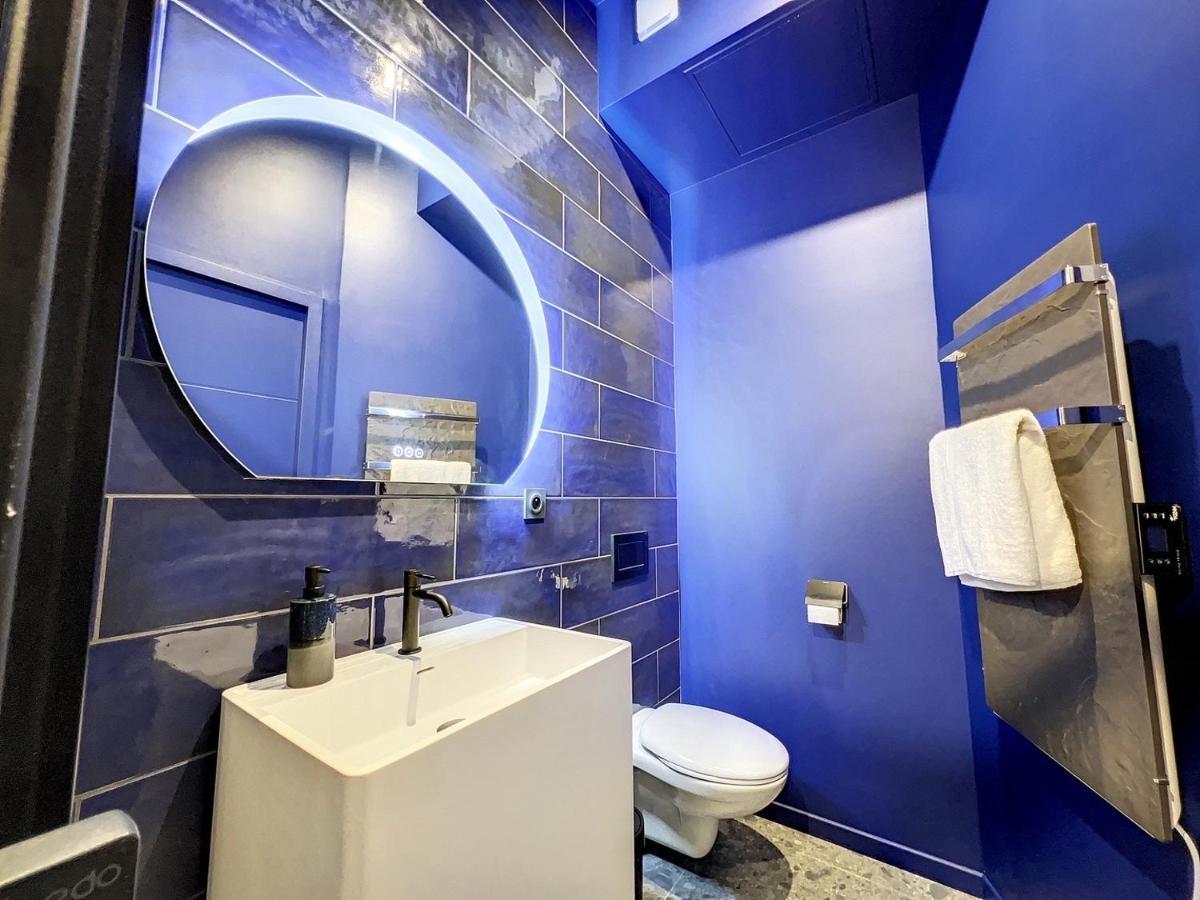 Cocon Blanc Calin Avec Jacuzzi Privatif - Loveroom Insolite Saint-Etienne  Dış mekan fotoğraf