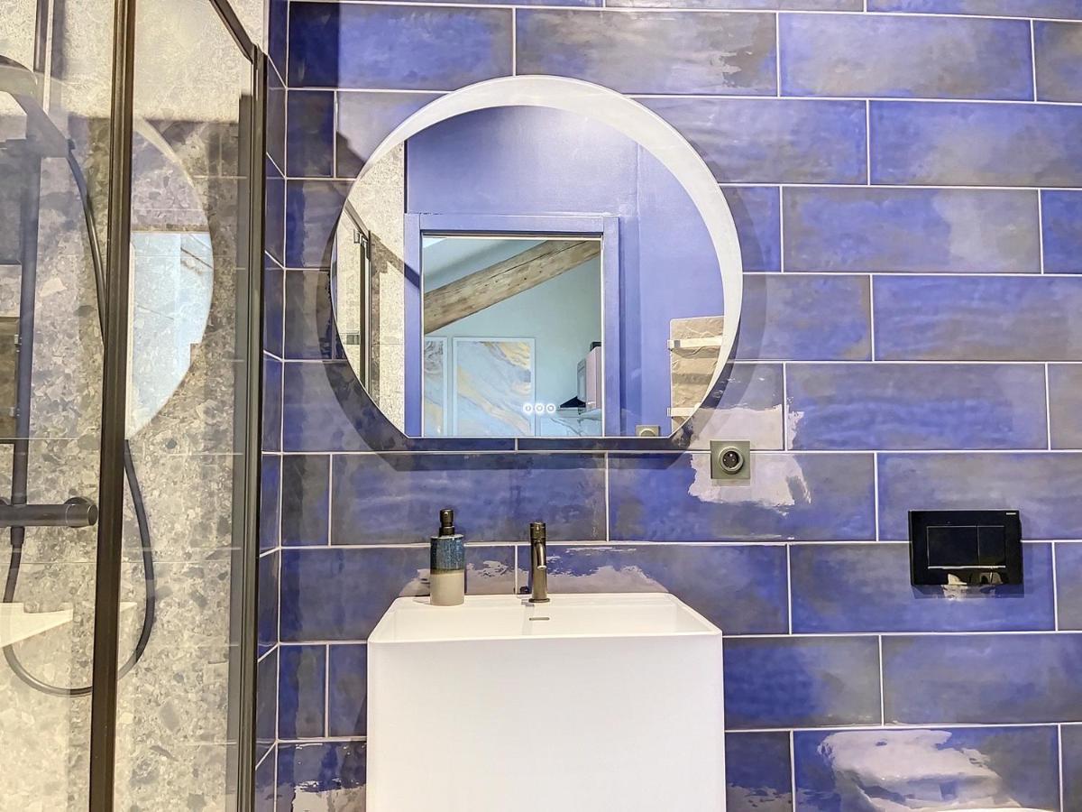 Cocon Blanc Calin Avec Jacuzzi Privatif - Loveroom Insolite Saint-Etienne  Dış mekan fotoğraf